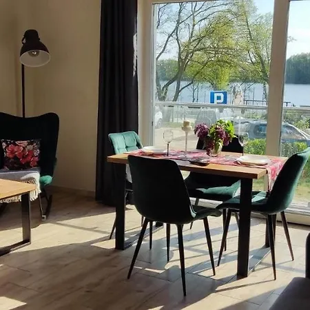 Promenada * Чаплинек